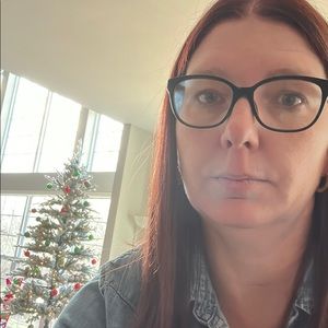 Meet your Posher, Celine